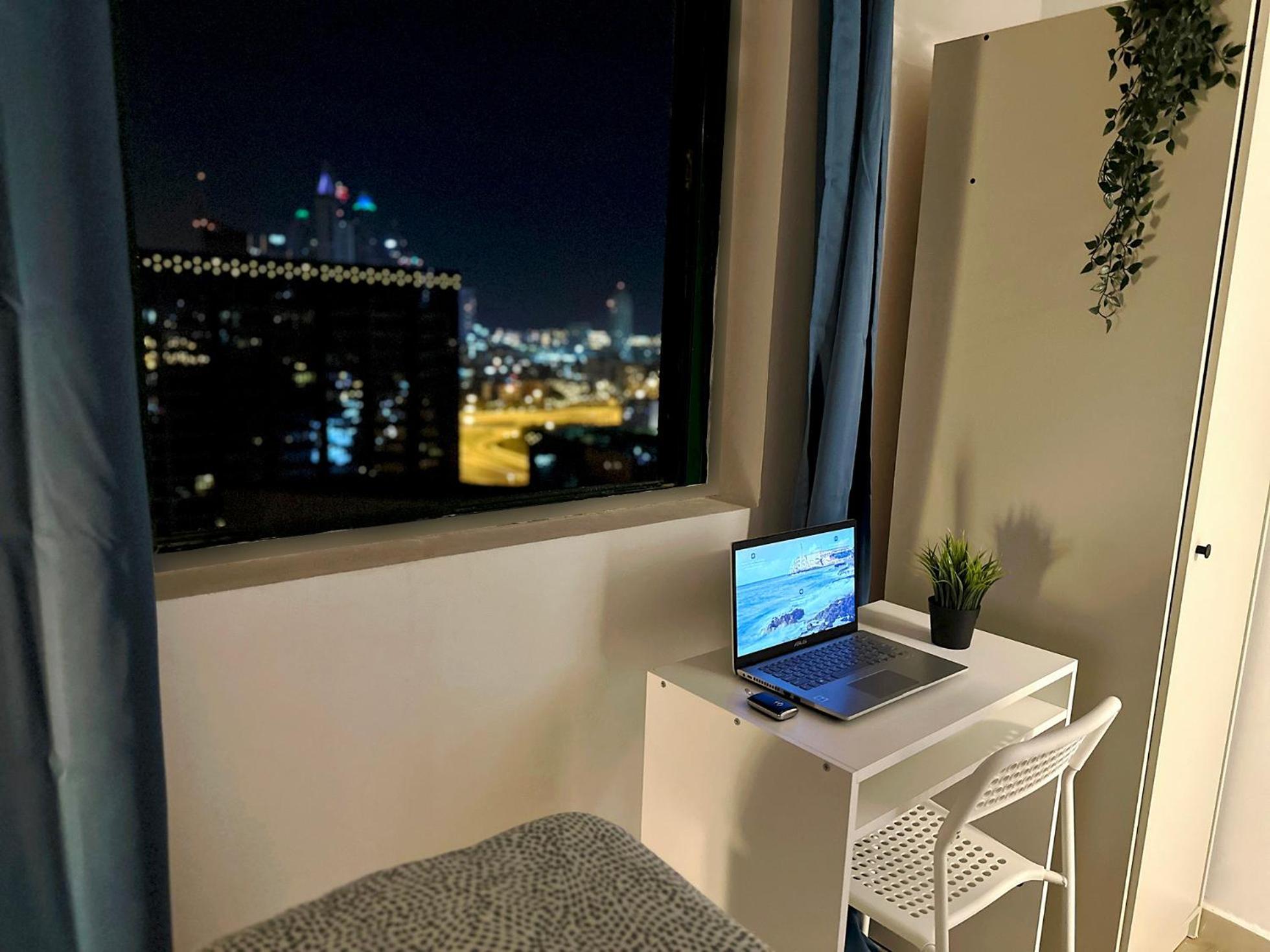 Horizon View Partition Room In Barsha Heights Near Metro ドバイ エクステリア 写真